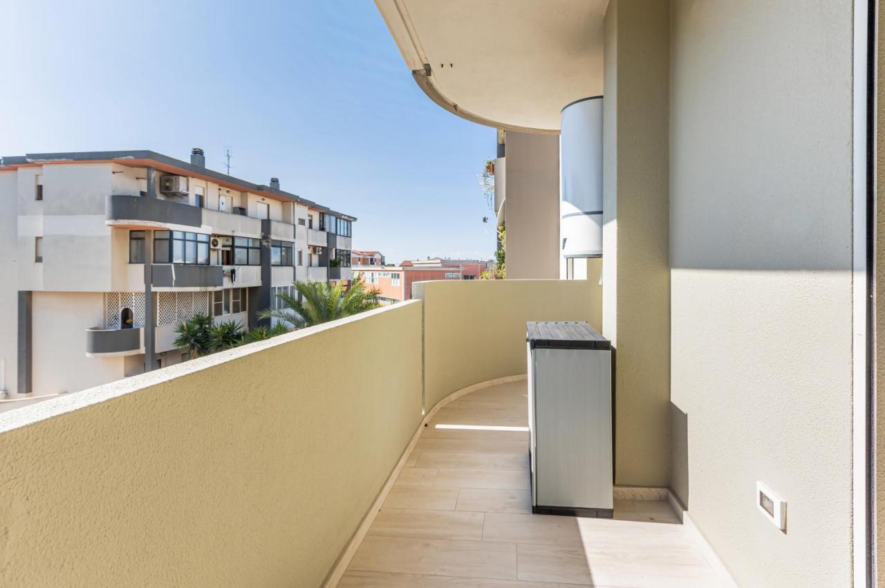 Quartu Sant'Elena Roomy Flat With Private Parking! エクステリア 写真