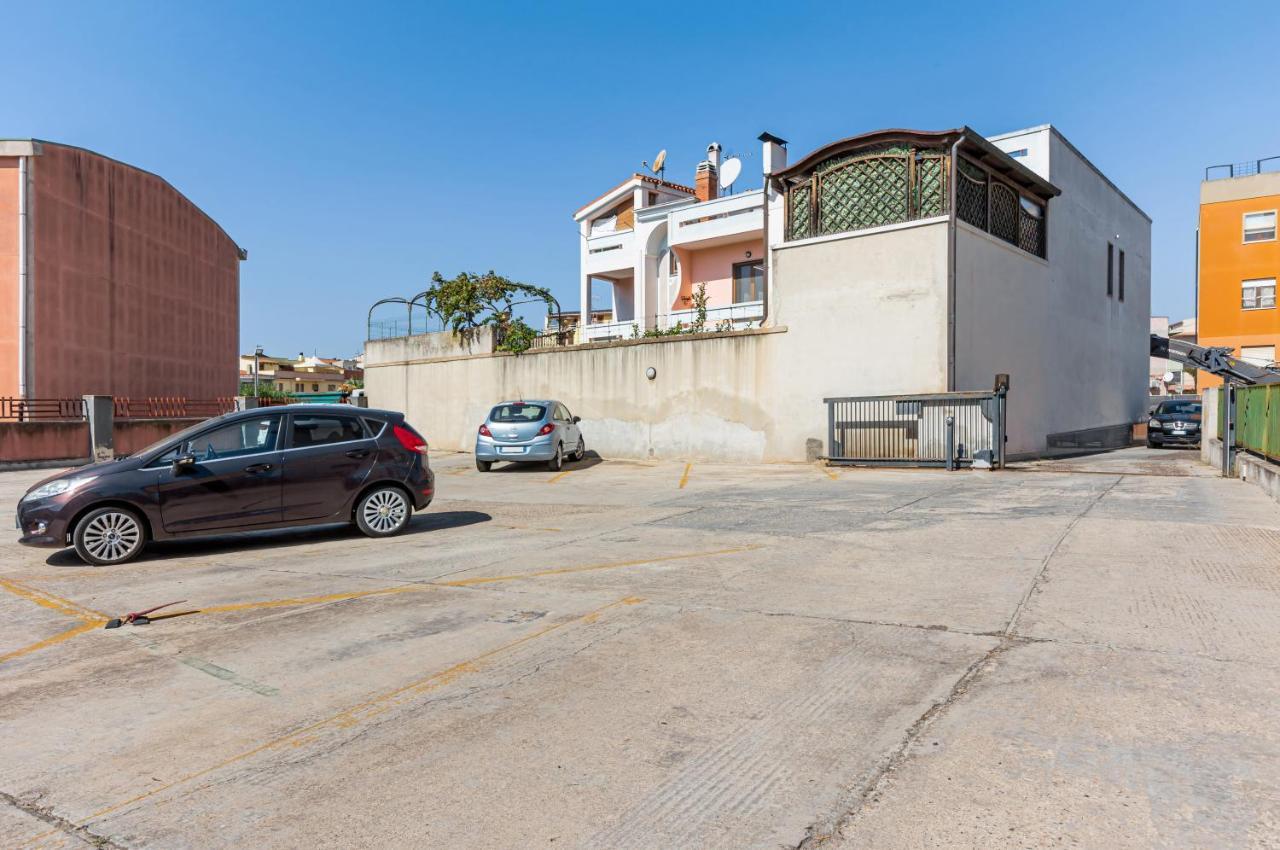 Quartu Sant'Elena Roomy Flat With Private Parking! エクステリア 写真