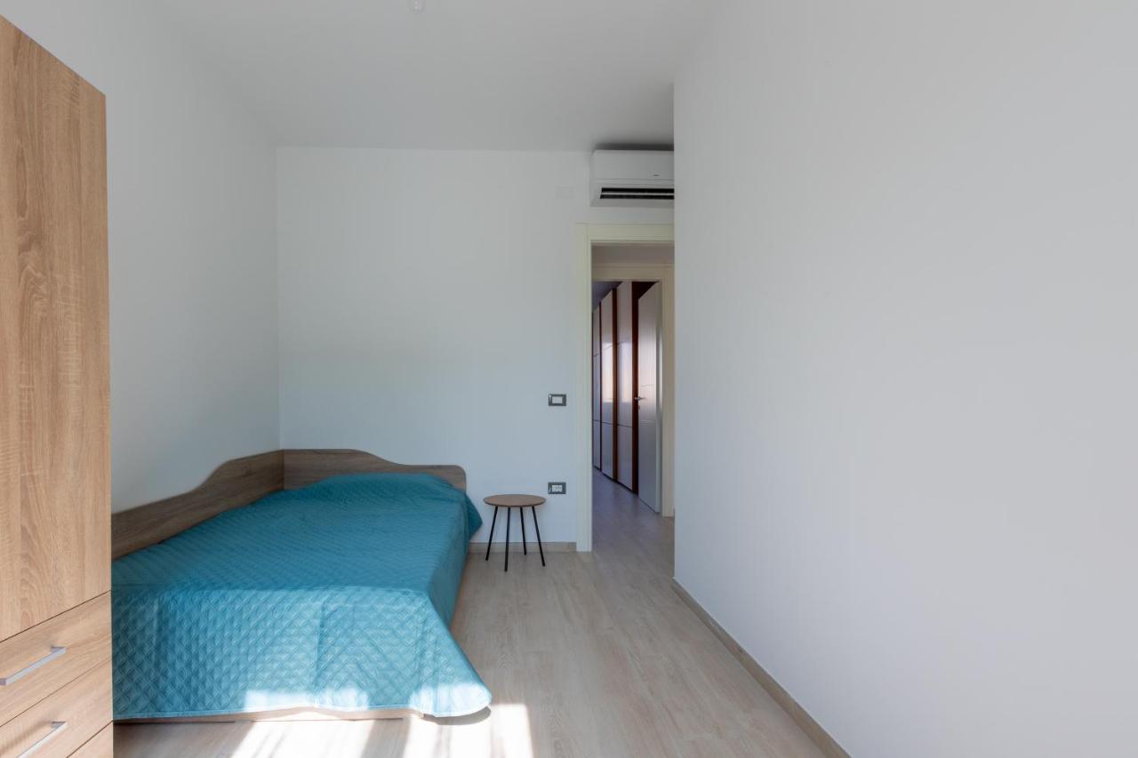 Quartu Sant'Elena Roomy Flat With Private Parking! エクステリア 写真